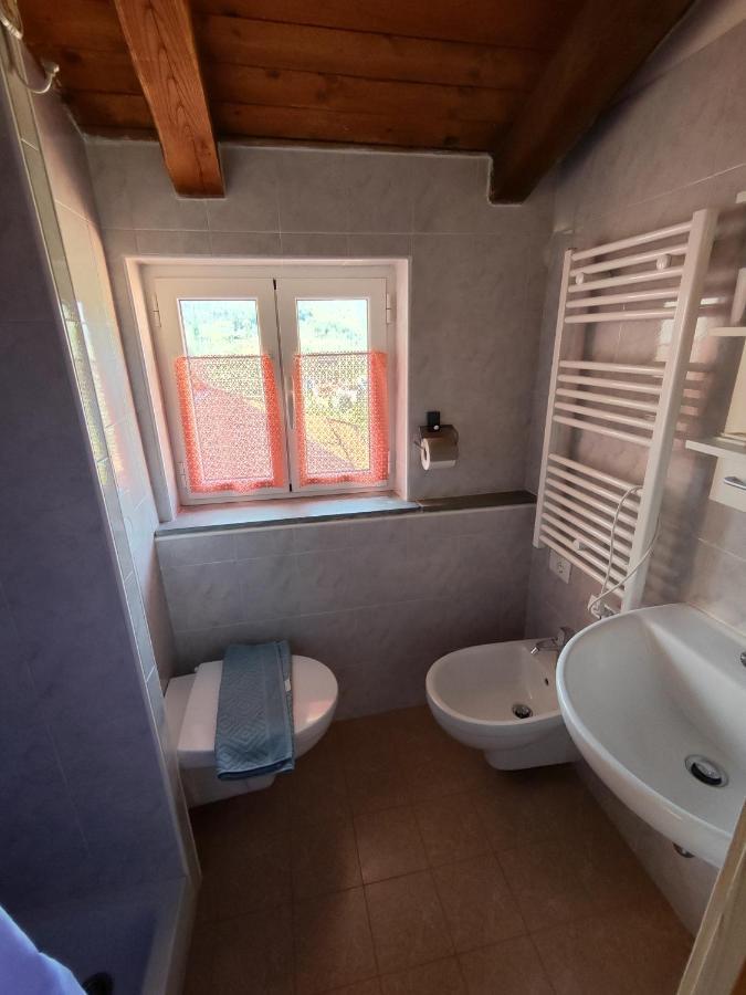 Il Gelsomino Hotell Carrodano Inferiore Exteriör bild