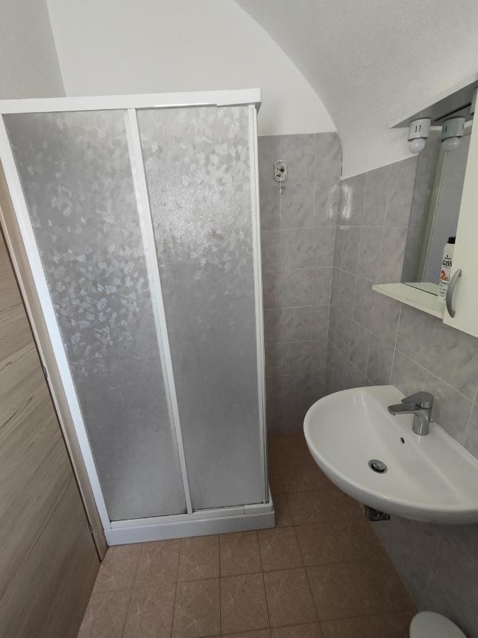 Il Gelsomino Hotell Carrodano Inferiore Exteriör bild
