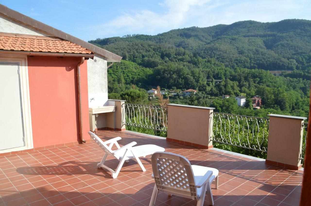 Il Gelsomino Hotell Carrodano Inferiore Exteriör bild